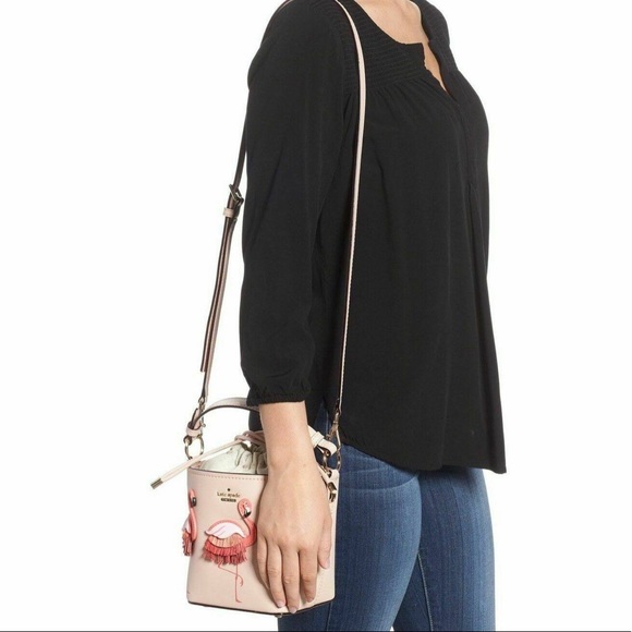 Kate Spade By The Pool Flamingo Pippa Bucket Bag - Picture 12 of 12